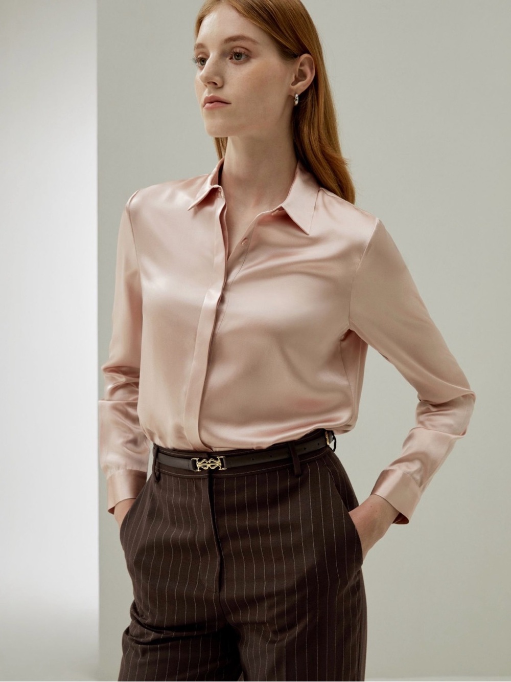 NWT Lily Silk SZ M Basic Concealed Placket Silk Shirt in Pale pink